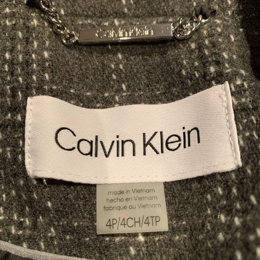 SOLD! Calvin Klein jacket! - Picture 2 of 2